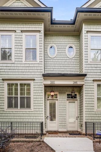 2450 Gatebury Cir, Atlanta, GA 30341-2633
