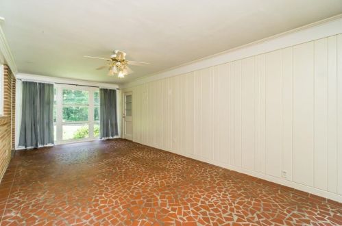 1285 Moores Mill Rd, Atlanta GA  30327-1429 exterior