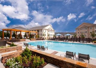 5443 Wade Park Blvd, Raleigh NC  27607-6053 exterior