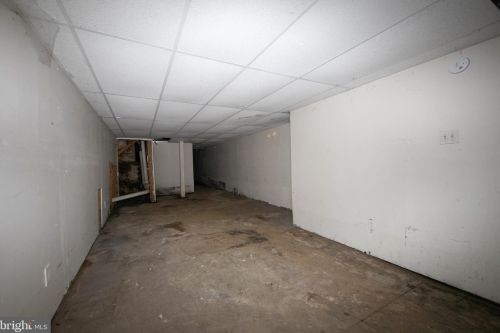 1302 Park Blvd, Camden NJ 08103-2756 exterior