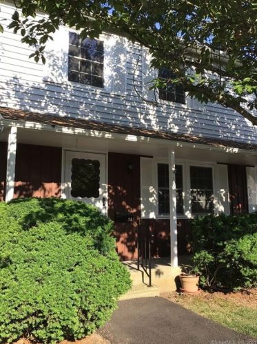 52 Greenwich Way, Milford, CT 06460-7107