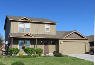 983 25th Ln, Eagle Crest, OR 97756-1325