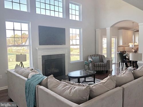 46 Stoneham Rd, Trenton NJ 08638-2746 exterior