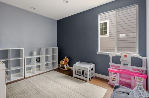 18397 Lake Ave, Denver CO  80016-3110 exterior