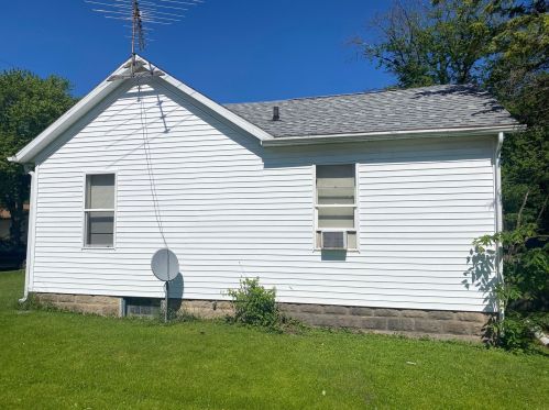 405 Maple St, Rollo, IL 60518-5120