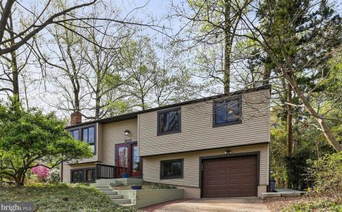 5951 Camelback Ln, Columbia, MD 21045-3807
