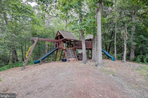 285 Michener Ct, Severna Park MD 21146-2051 exterior