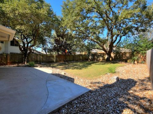 6412 Clay Allison Pass, Austin TX  78749-2700 exterior