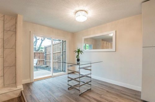 12542 Burninglog Ln, Dallas TX  75243-2118 exterior