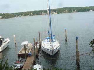 25 Ledge Rd, Niantic CT  06357-2712 exterior