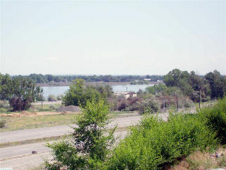 5817 Arrowhead Ave, Kennewick, WA 99336-1335