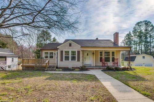 723 Liberty St, Parks Crossroads, NC 27316-9464