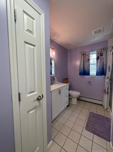 12 Tamarack Cir, Killingly CT  06241-1238 exterior