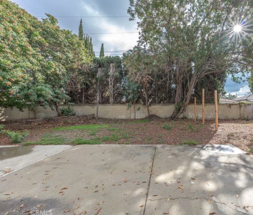 1224 Live Oak Ct, Anaheim, CA 92805-4811