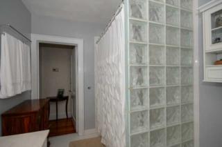 1314 Armistead Bridge Rd, Norfolk VA  23507-1034 exterior