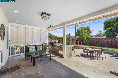 732 San Simeon Ct, Concord CA  94518-2316 exterior