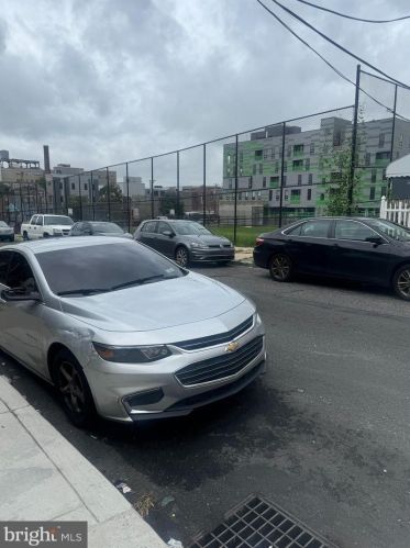 1523 30th St, Philadelphia, PA 19146-3503