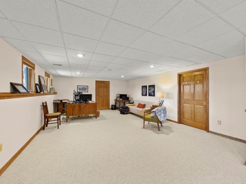 1315 Yorkshire Dr, Sycamore IL  60178-3236 exterior