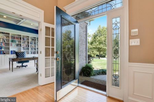 13713 Bold Venture Dr, Glenelg, MD 21737-9707
