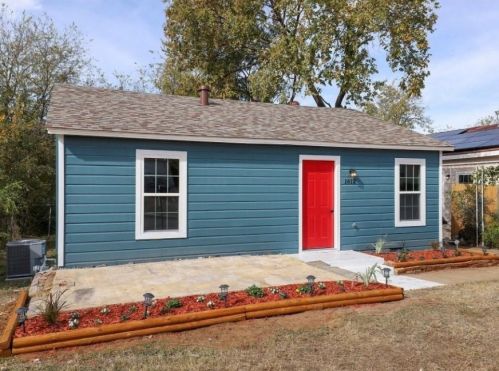 1612 Andrew Ave, Fort Worth TX  76105-2903 exterior