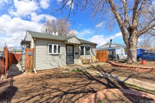 1261 Zenobia St, Denver, CO 80204-1036