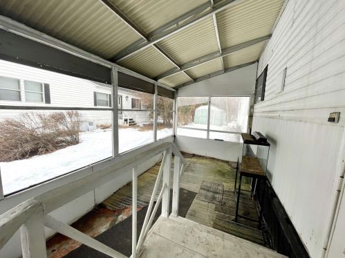 14 Finch St, Keene, NH 03431-1685