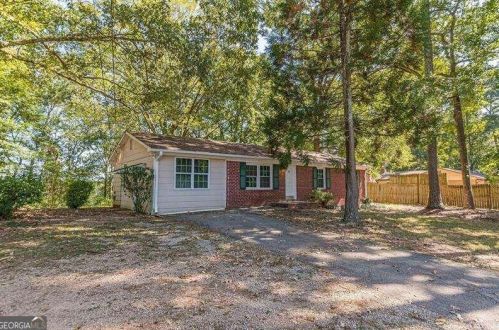 135 Highland Blvd, Stockbridge GA  30281-4651 exterior