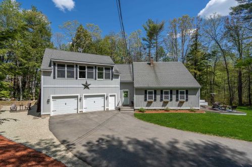 34 Merry Hill Rd, Barrington, NH 03825-5026