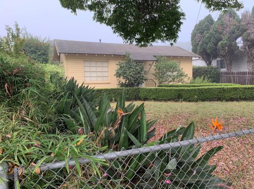 210 Voluntario St, Santa Barbara, CA 93103-2719