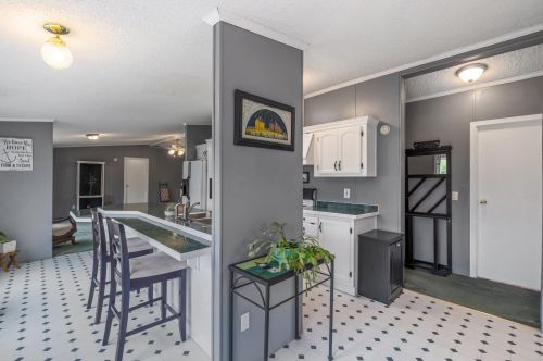 38 Scenic Dr, Belmont, NH 03220-4453