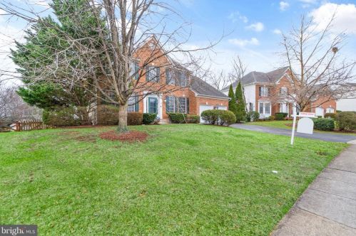 9177 Big Springs Loop, Bristow, VA 20136-1290