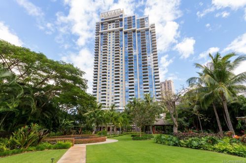 1551 Ala Wai Blvd, Honolulu HI  96815-1011 exterior