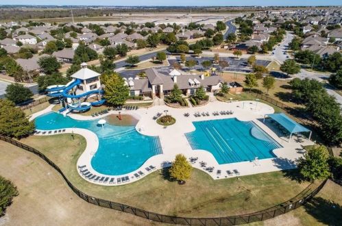 11920 Pecan Gate Way, Webberville TX 78653-3975 exterior