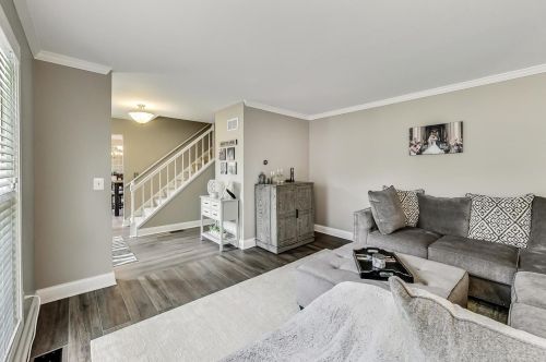 1045 Big Eagle Trl, Carol Stream IL  60188-9153 exterior