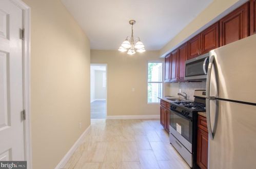 1649 Hunting Park Ave, Philadelphia PA 19140-2826 exterior