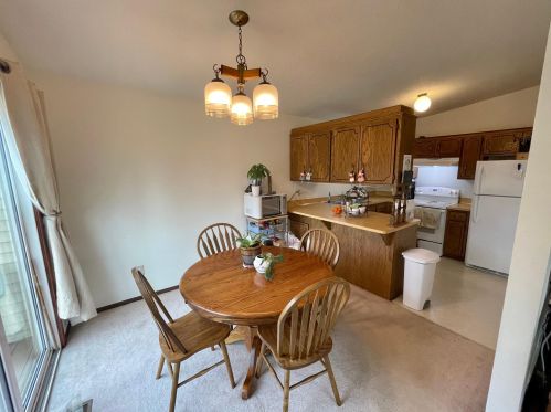 5943 Fernwood St, Saint Paul MN  55126-8458 exterior