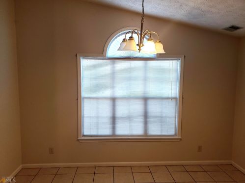 5930 Creekside Dr, Rex GA 30273-1166 exterior