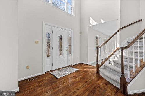 2454 Symphony Ln, Gambrills, MD 21054-1577