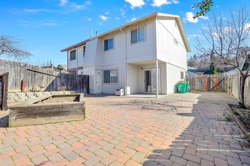 2345 Pintail Ln, Swansboro Country, CA 95667-7763