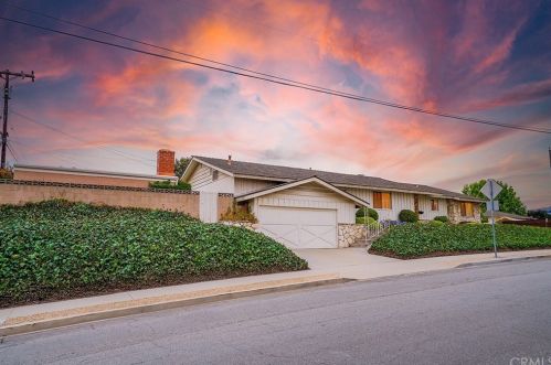 1301 5th St, Manhattan Beach, CA 90266-6005