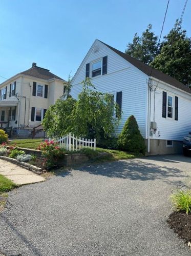 23 Sylvia Ave, Providence, RI 02911-2929