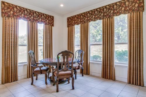 2613 Whispering Oaks Cv, Cedar Hill TX 75104-4556 exterior