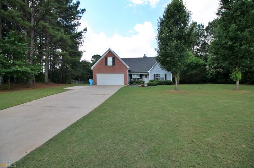 1037 Butterfly Cove Way, Locust Grove, GA 30248-6616
