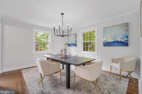 1524 Red Oak Dr, Silver Spring MD 20910-1549 exterior