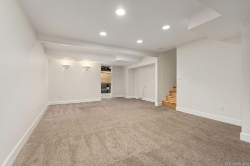 8107 Phillips Cir, Englewood CO 80112-3254 exterior