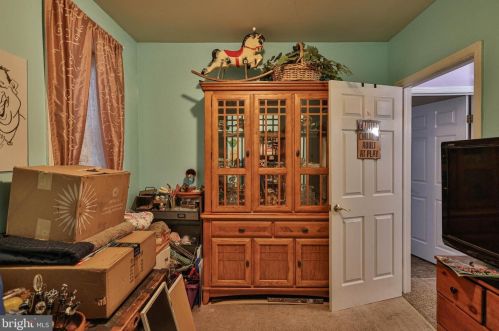 23 Central Ave, Bangor PA 18013-2221 exterior