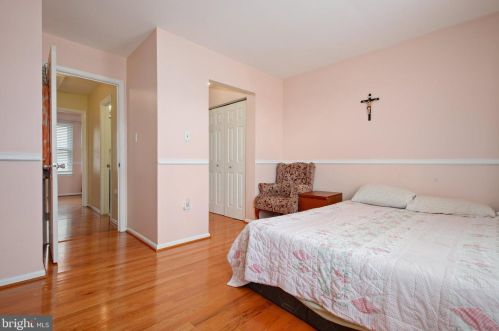 2923 Hickory Leaf Way, Silver Spring MD 20904-6701 exterior