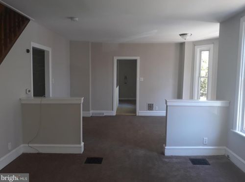 19 Lincoln Ave, Camden NJ  08108-3726 exterior
