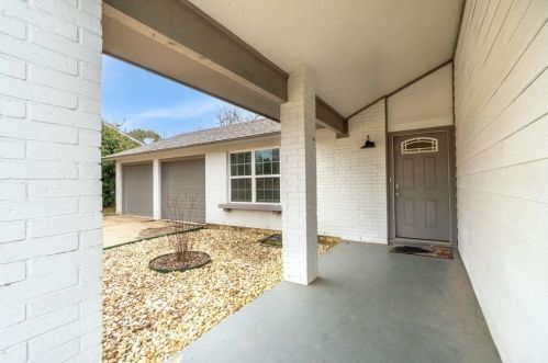 4913 Broadhill Dr, Austin, TX 78723-6107