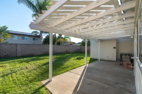 7350 Calle Granada, Anaheim CA  92808-1052 exterior